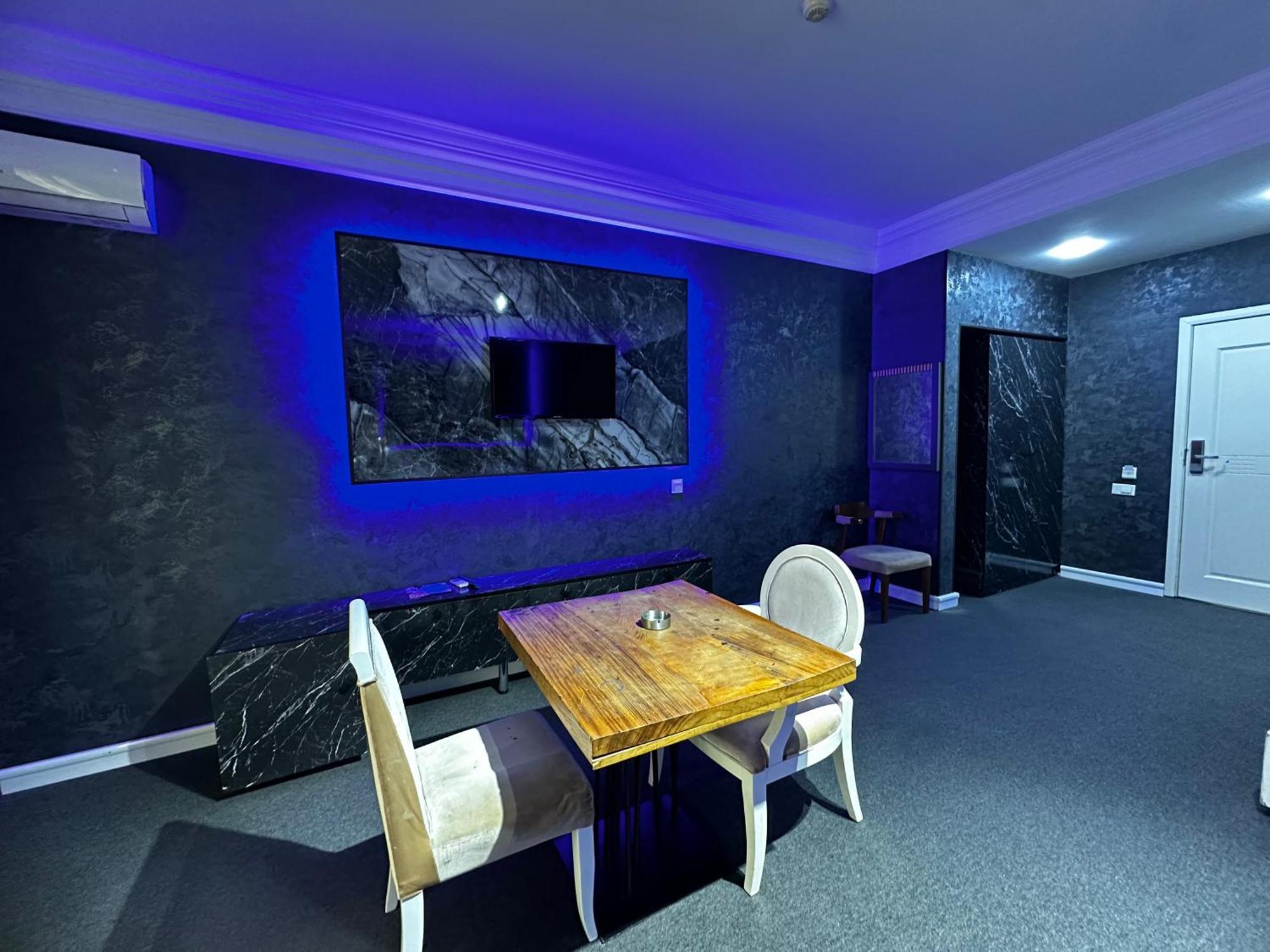Amber Hotel Baku Exterior photo