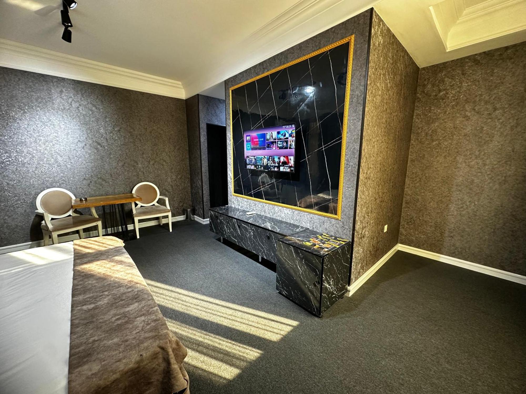 Amber Hotel Baku Exterior photo